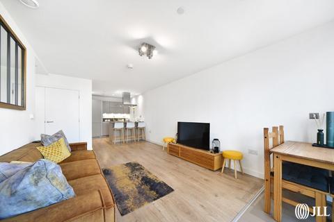 1 bedroom apartment for sale, Stratosphere Tower, Great Eastern Road, London, E15