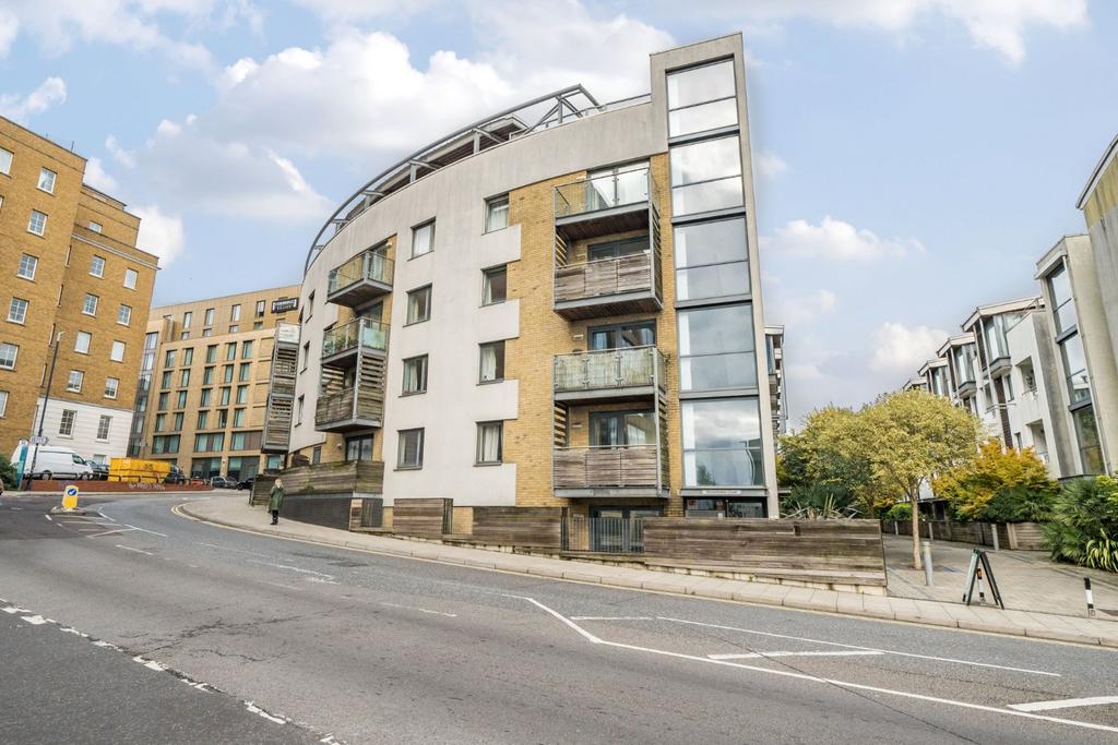Cheapside, Brighton, East Sussex, BN1 2 bed flat for sale £175,000