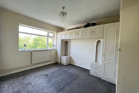 64 Walden Way, Ilford, IG6 3BH