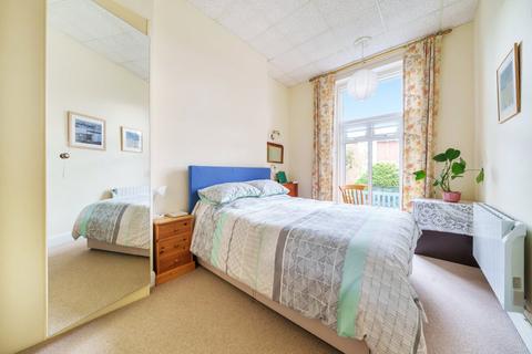 Flat 3, Ernsborough Court Fairpark Road, Exeter, EX2 4HL