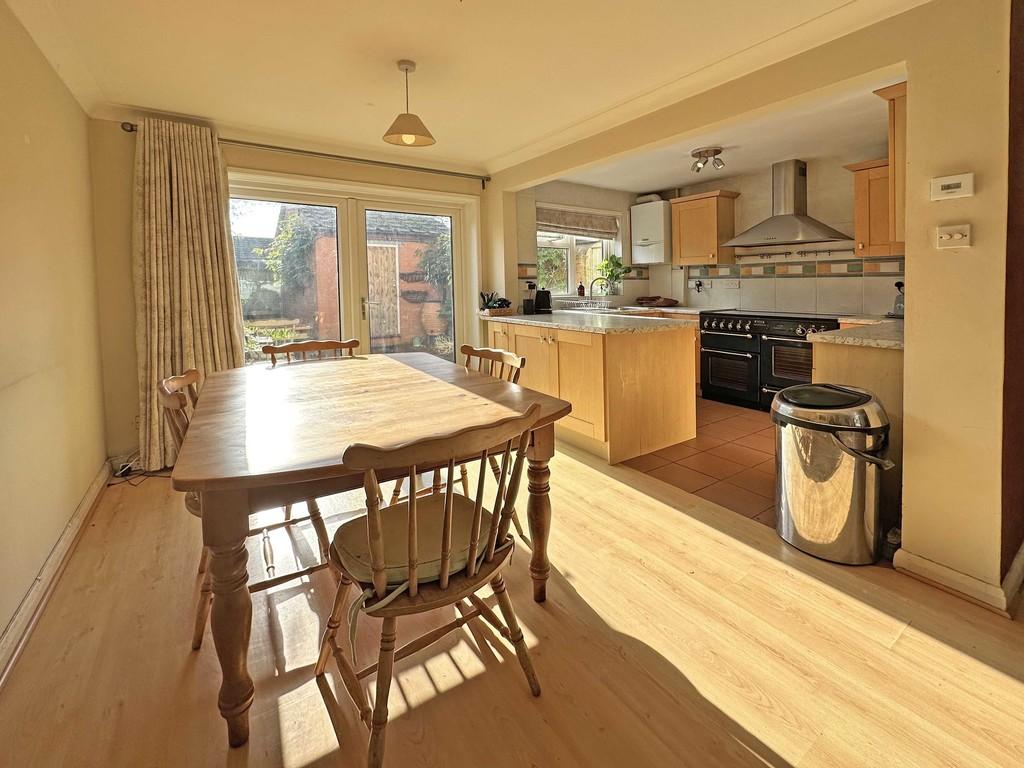 Pound Close, Topsham 3 bed end of terrace house £355,000