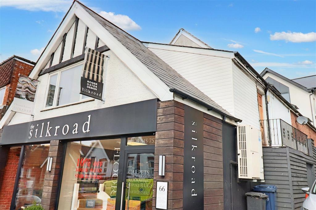 Wey Hill, Haslemere GU27 2 bed to rent £1,350 pcm (£312 pw)