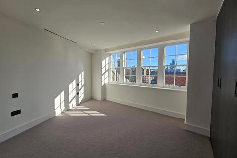 2 bedroom apartment for sale, Davies House, Brigade Court, SE1