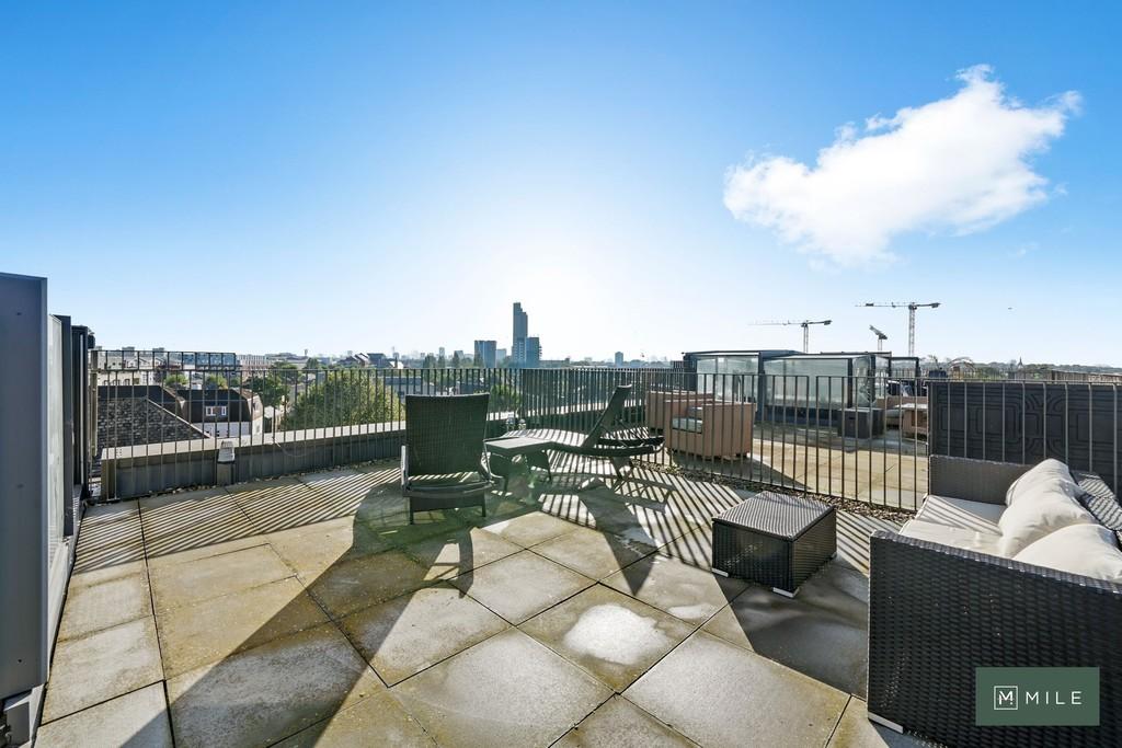 Atrium Apartments, London W10 2 bed apartment £1,150,000