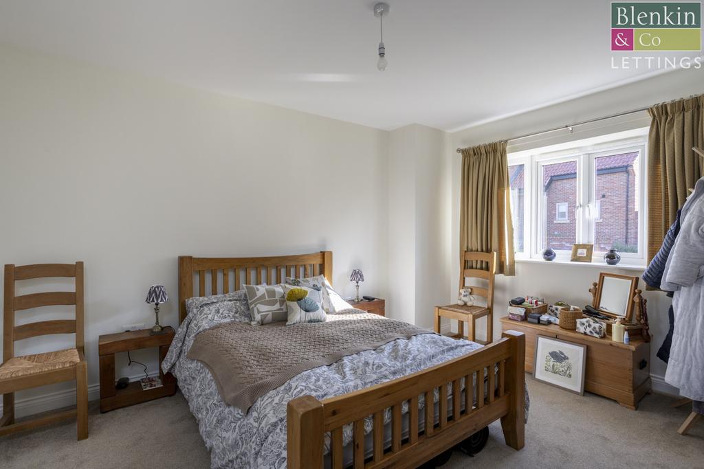 5 Henfield way  3