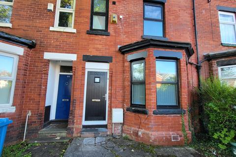 8 bedroom terraced house to rent, Derby Road, Fallowfield