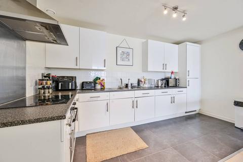 2 bedroom flat for sale, Dancers Way, Greenwich, London, SE8