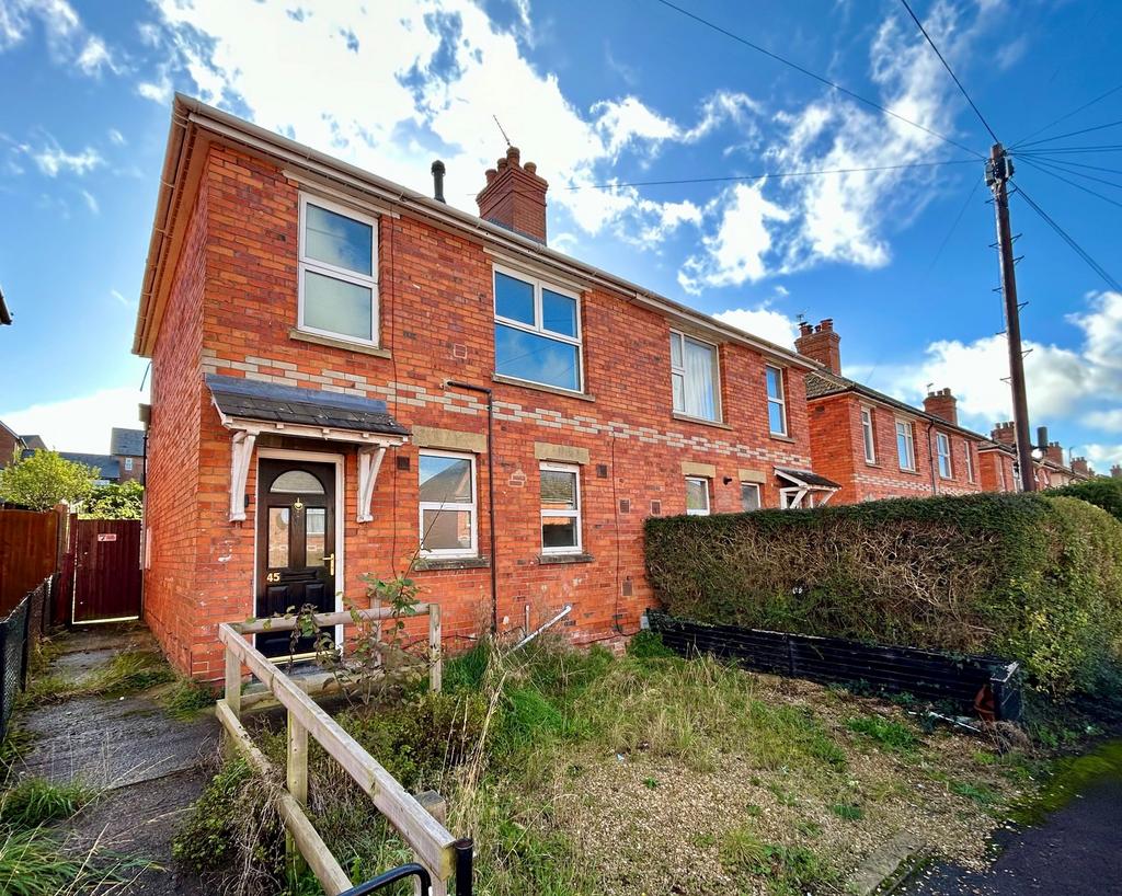 Wantage, Wantage OX12 3 bed semidetached house for sale £260,000