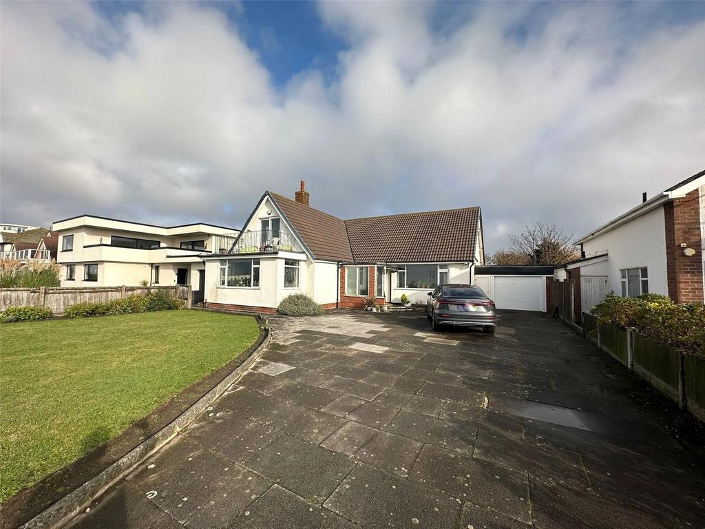 Burbo Bank Road North, Blundellsands, Liverpool, Merseyside, L23 4 bed