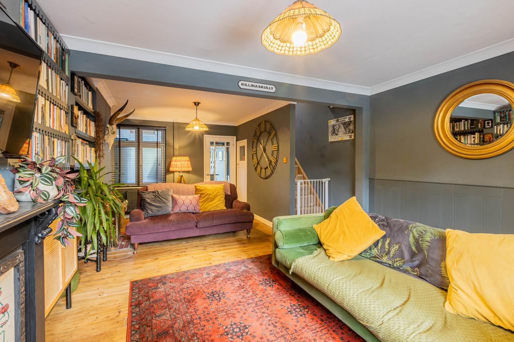 Heath Road, Colchester, CO3 2 bed terraced house for sale £325,000