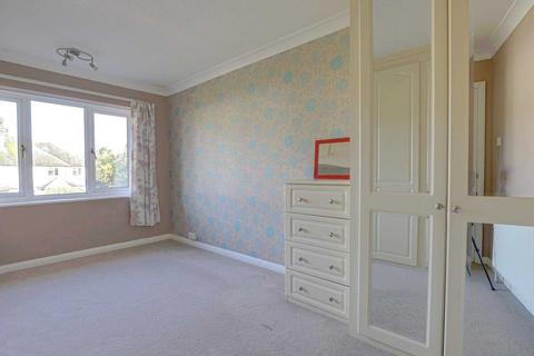 2 bedroom maisonette for sale, Kennet Court, St Andrews Road, Caversham Heights, Reading