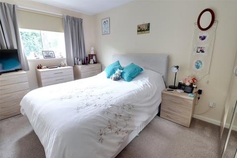 3 bedroom end of terrace house for sale, Arundell Gardens, Lifton, Devon, PL16