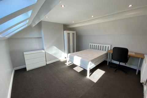 5 bedroom house share to rent, 17 College Street, Broomhill