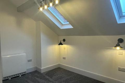 1 bedroom apartment to rent, Apartment 4, 17 Worcester Road, Malvern, Worcestershire, WR14