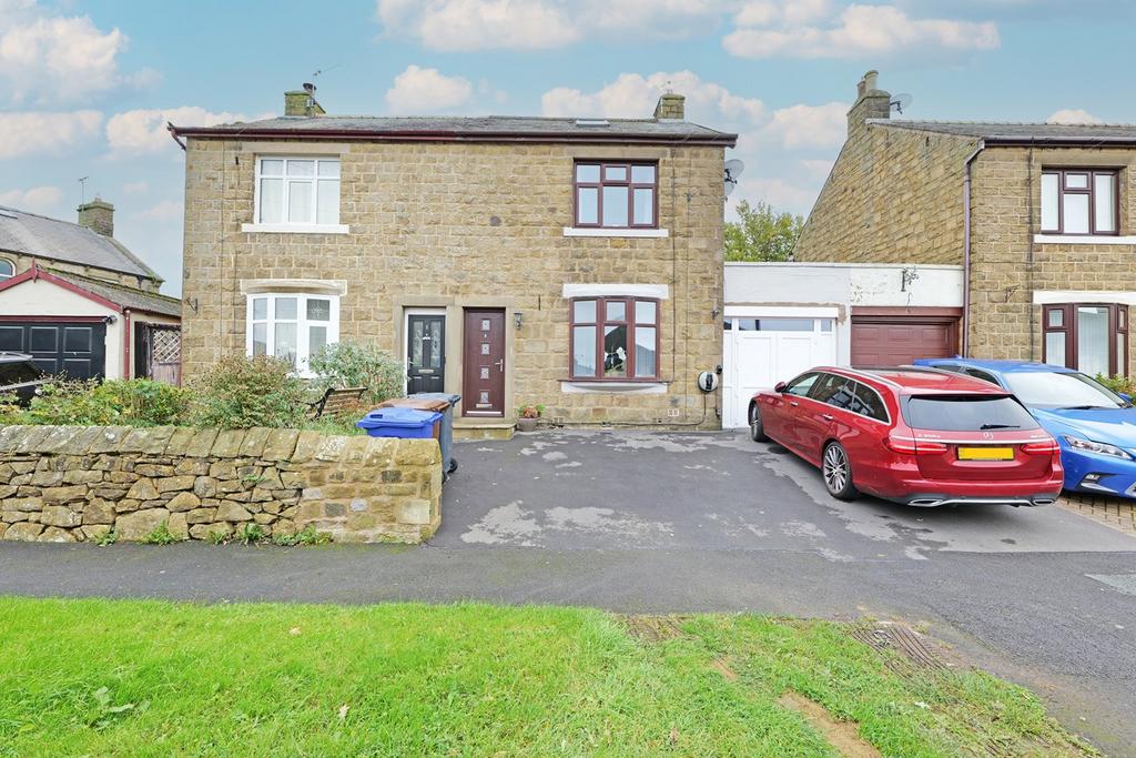 Springfield Avenue, Earby, BB18 3 bed semidetached house for sale £