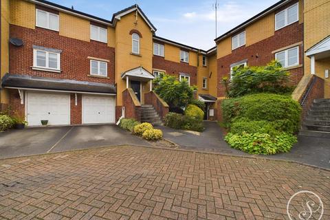 8 Cherry Court, Headingley, Leeds, LS6 2WB