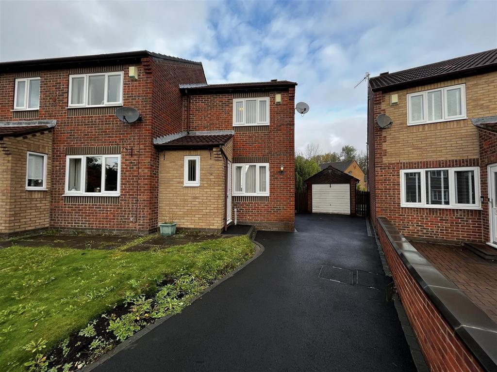 Swallow Tail Drive, Festival Park, Gateshead 2 bed semidetached house
