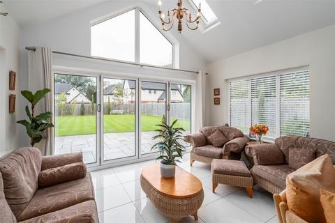 70 Alderbrook Road, Solihull, B91 1NR