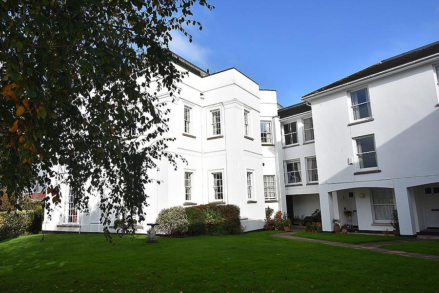 Colleton Crescent, Exeter, EX2 2 bed apartment for sale £260,000