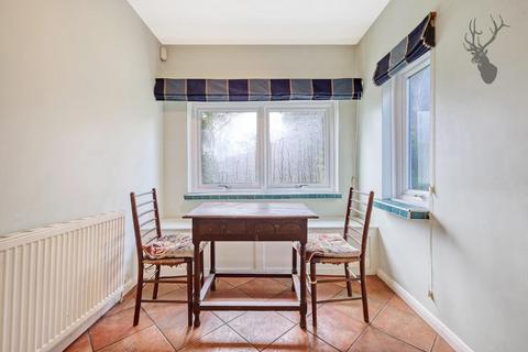 37 Baldocks Road, Theydon Bois, Epping, CM16 7EB