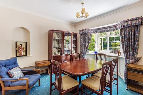 Harbourne Guildford Road, Fetcham, Leatherhead, KT22 9DP
