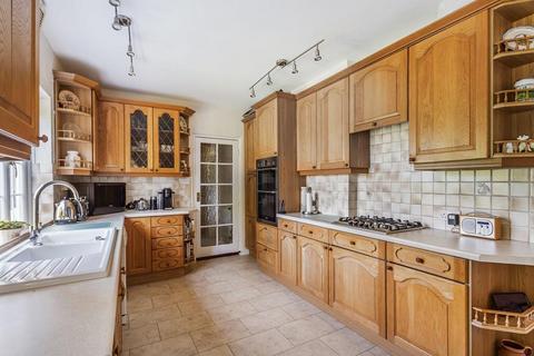 Harbourne Guildford Road, Fetcham, Leatherhead, KT22 9DP