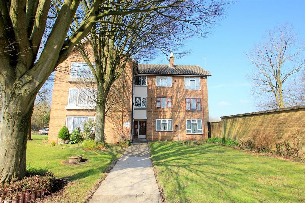 Summerfield Place, Cardiff 1 bed flat £700 pcm (£162 pw)