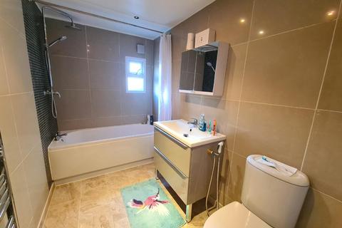 75 Peterborough Road, Carshalton, SM5 1EE