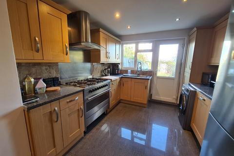 75 Peterborough Road, Carshalton, SM5 1EE