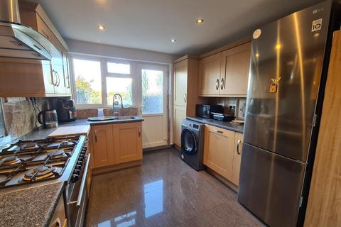 75 Peterborough Road, Carshalton, SM5 1EE