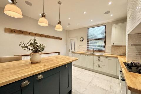 15 White Lane, Chapeltown, Sheffield, S35 2YG