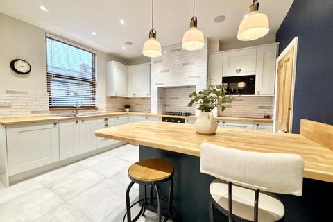 15 White Lane, Chapeltown, Sheffield, S35 2YG