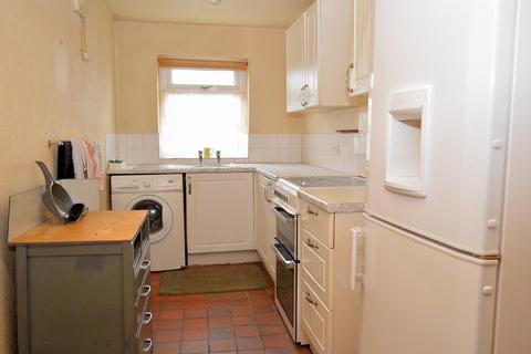17 Hathershaw Lane, Oldham, OL8 3EU