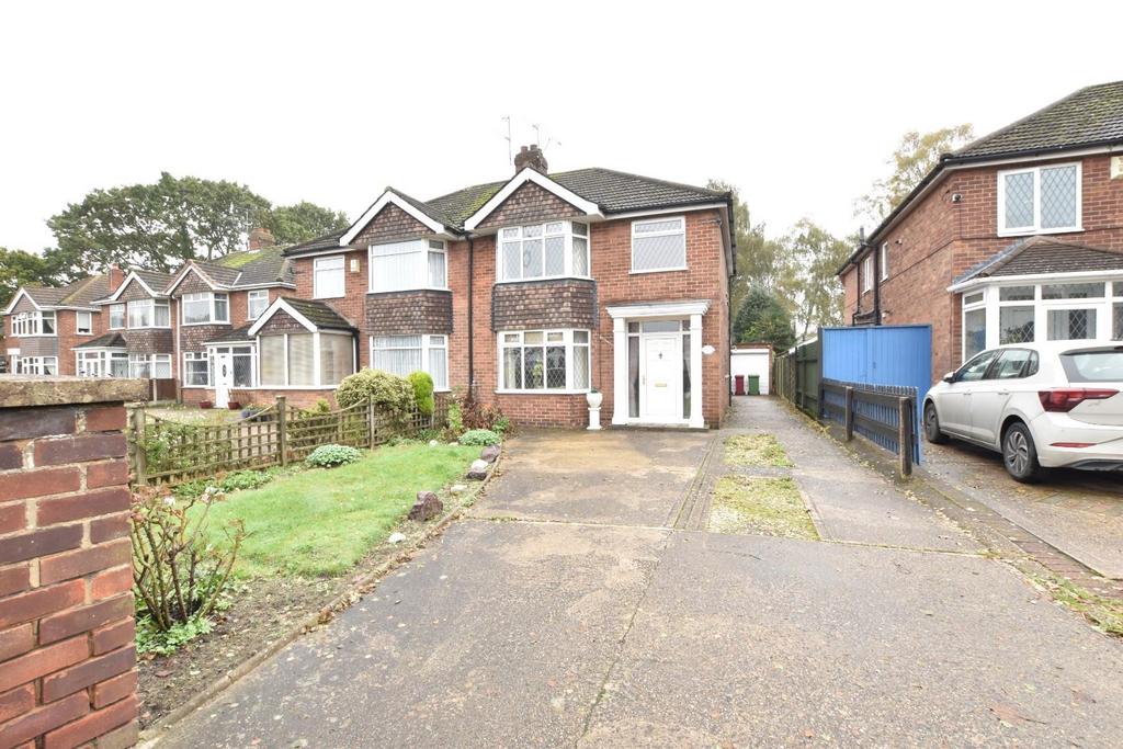 Scotter Road, Scunthorpe 3 bed semidetached house for sale £150,000