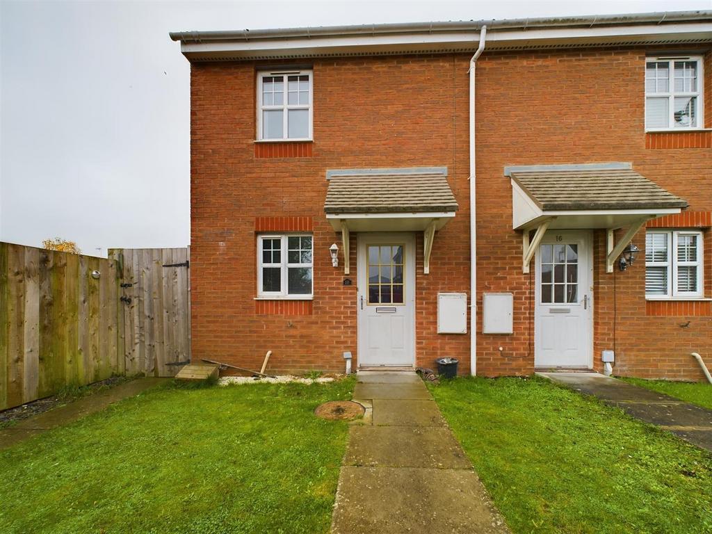Littondale Court, Bridlington 2 bed end of terrace house for sale £