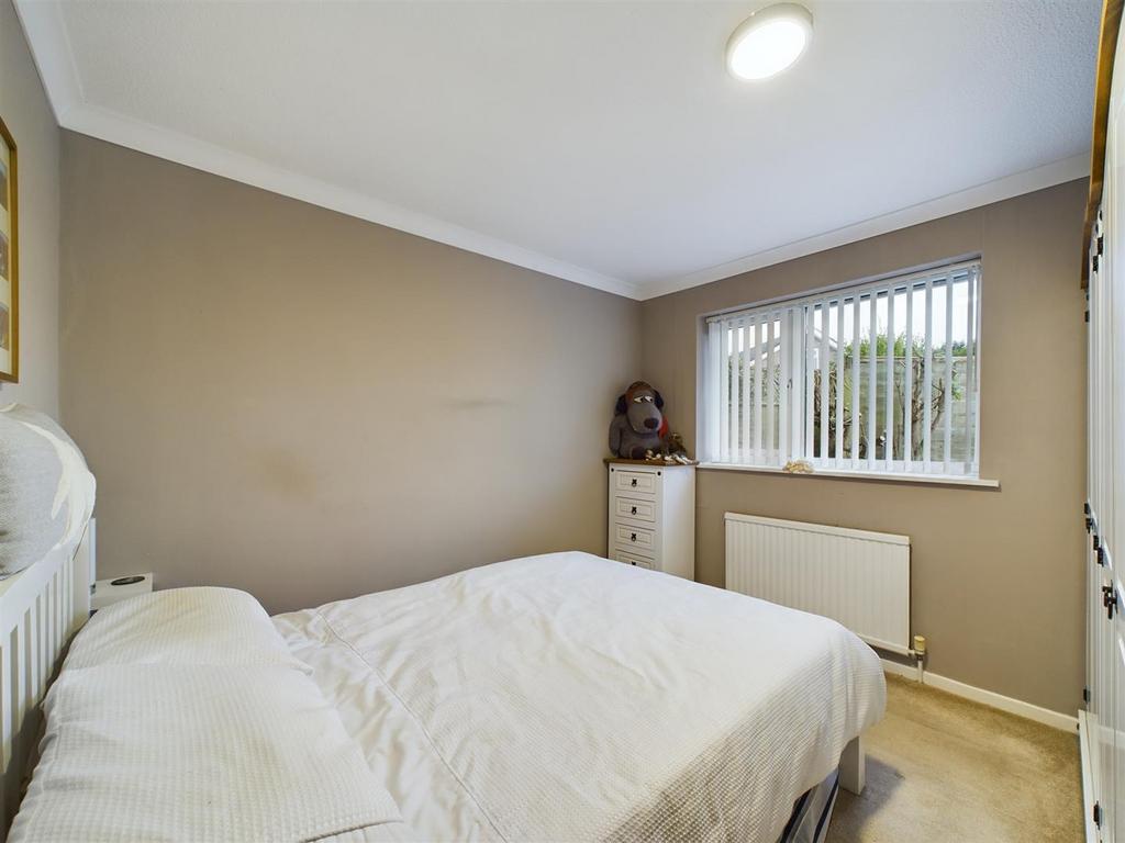 Bedroom: