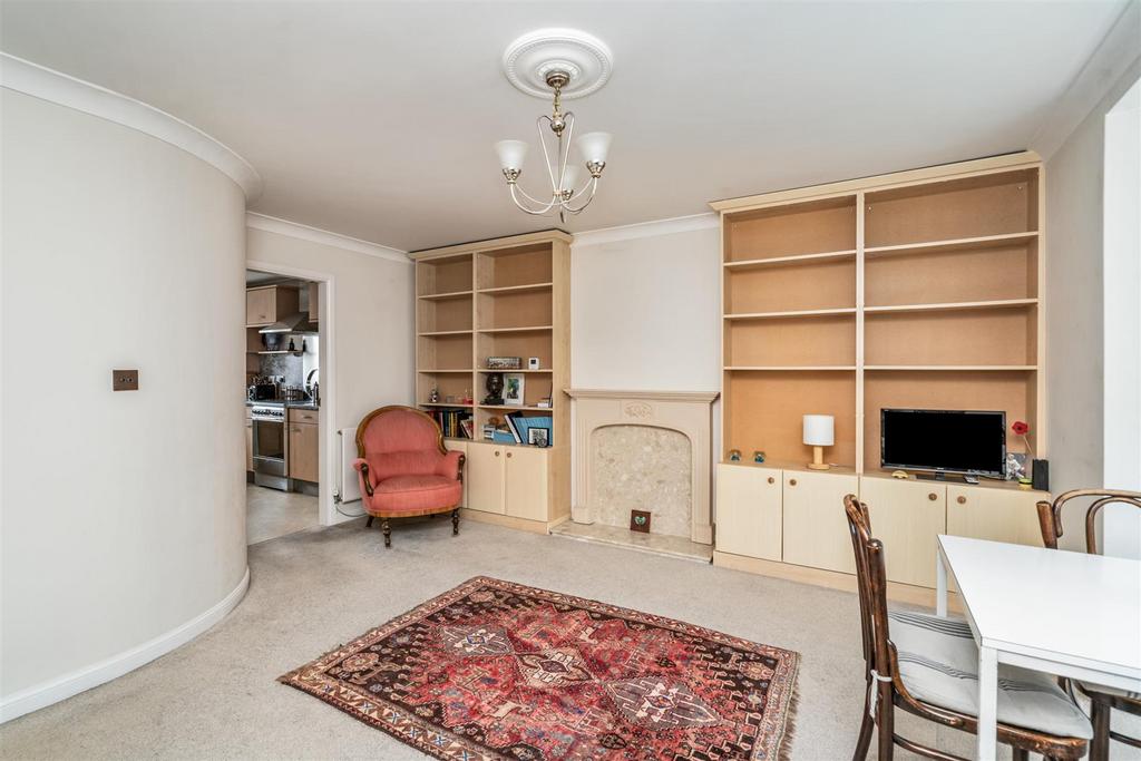 The Spinney, Solihull 2 bed apartment for sale £190,000