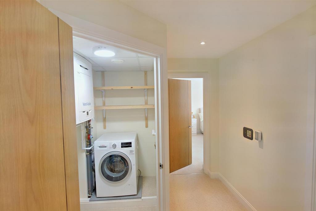 8573506-interior15-800.JPG
