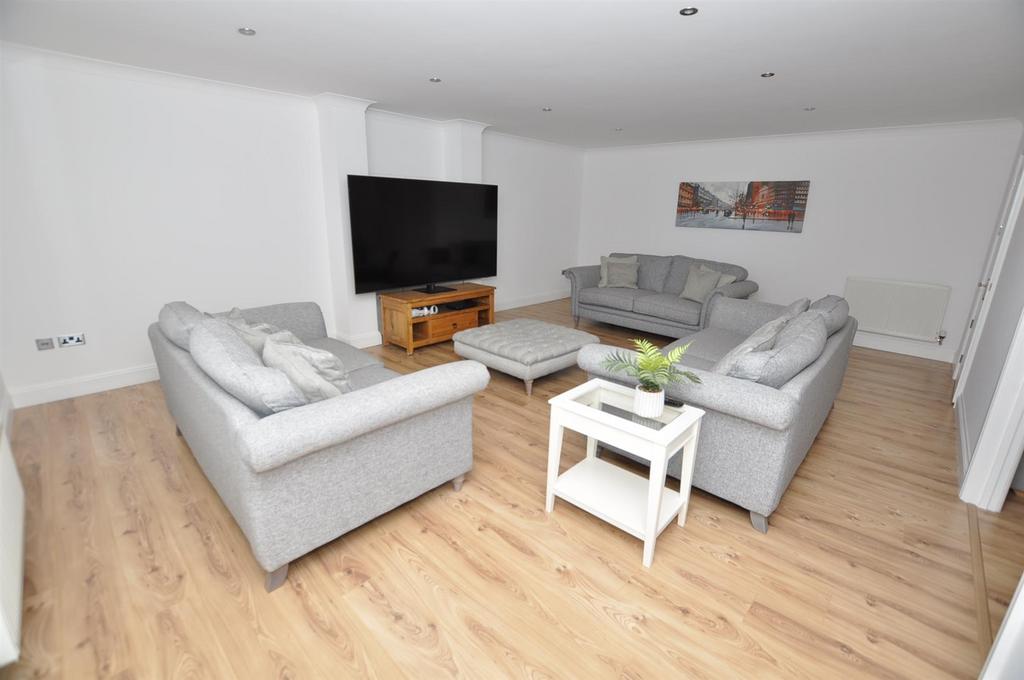 St. Clears, Carmarthen 4 bed house for sale £585,000