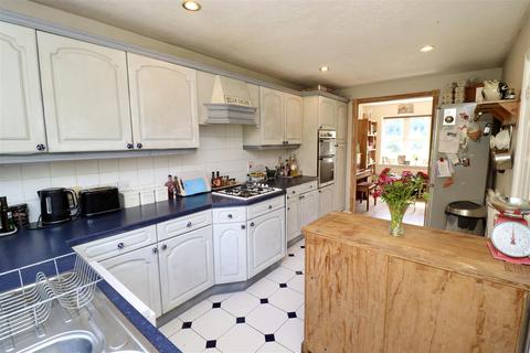 4 bedroom detached house for sale, Shipman Road, Market Weighton, York