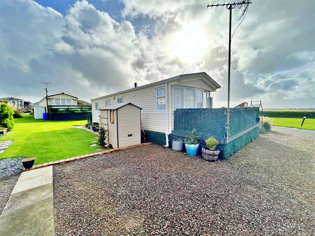 Park Hall Caravan Site, Pen Y Cwm, Haverfordwest 2 bed park home for