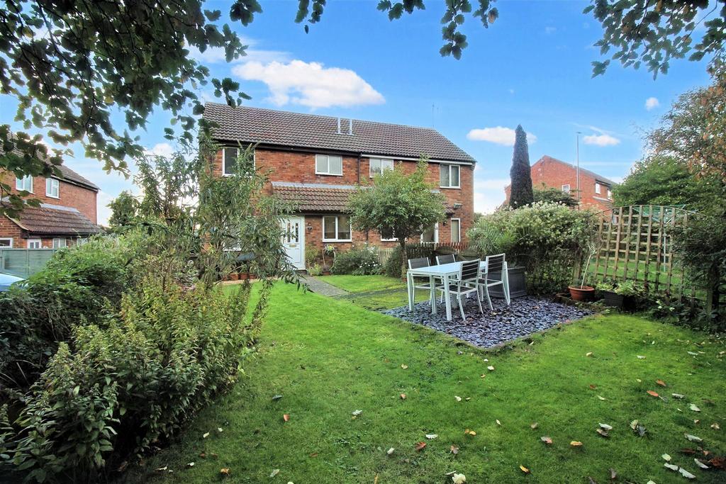 Meredith Drive, Aylesbury 1 bed house for sale £220,000