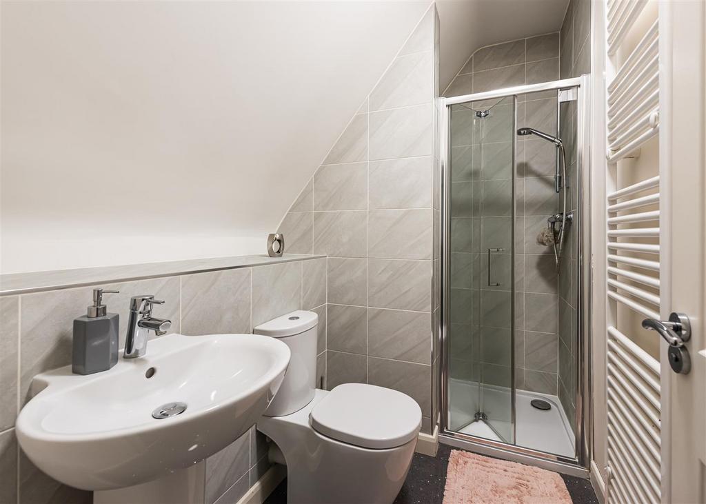 35 Chalmers Road shower room.jpg