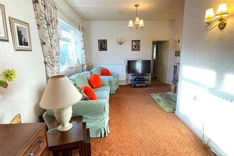 3 bedroom detached bungalow for sale - Deganwy Road, Llanrhos, Llandudno