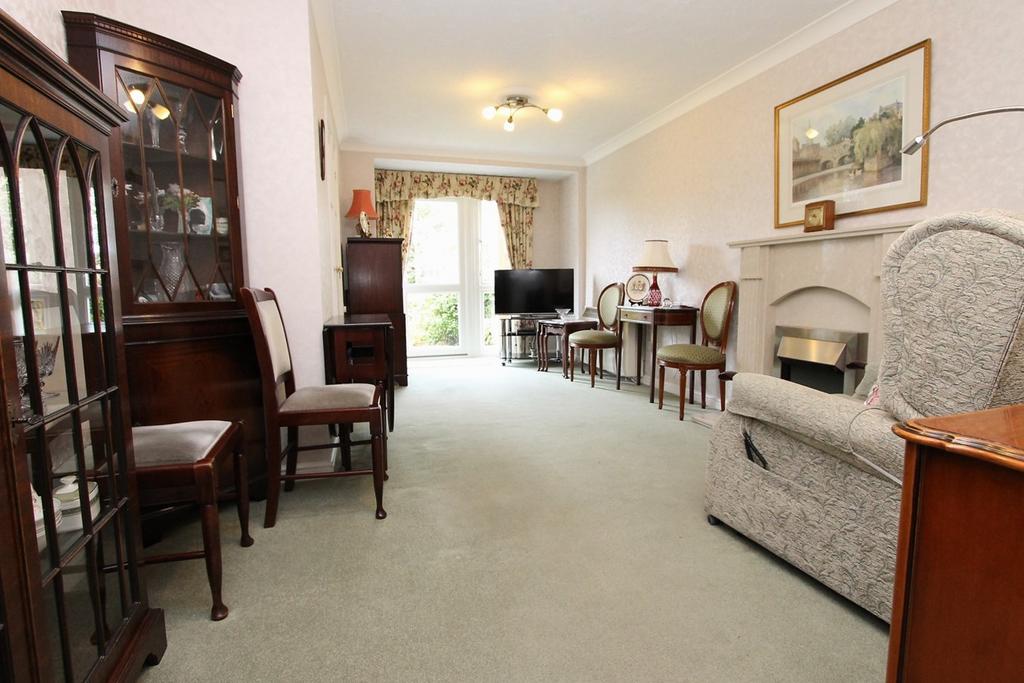 Worcester Road, Hagley, Stourbridge, DY9 2 bed apartment for sale £