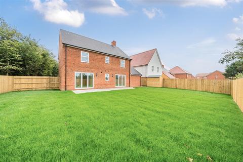 4 bedroom detached house for sale, The Steddles, Yapton