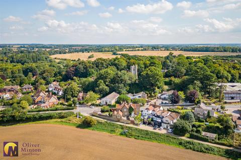 4 bedroom semi-detached house for sale, Superb Views: Thundridge, Near Ware