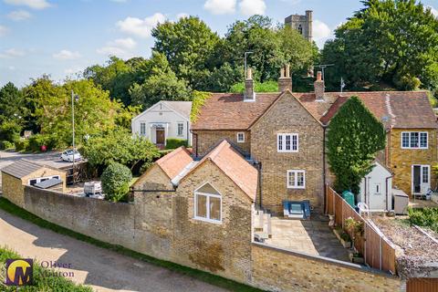 4 bedroom semi-detached house for sale, Superb Views: Thundridge, Near Ware