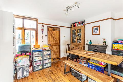 52 Lagham Road, South Godstone, Godstone, RH9 8HB
