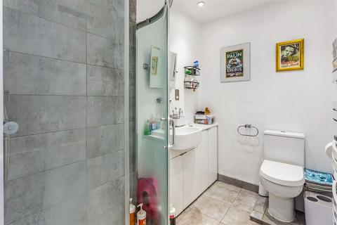 52 Lagham Road, South Godstone, Godstone, RH9 8HB